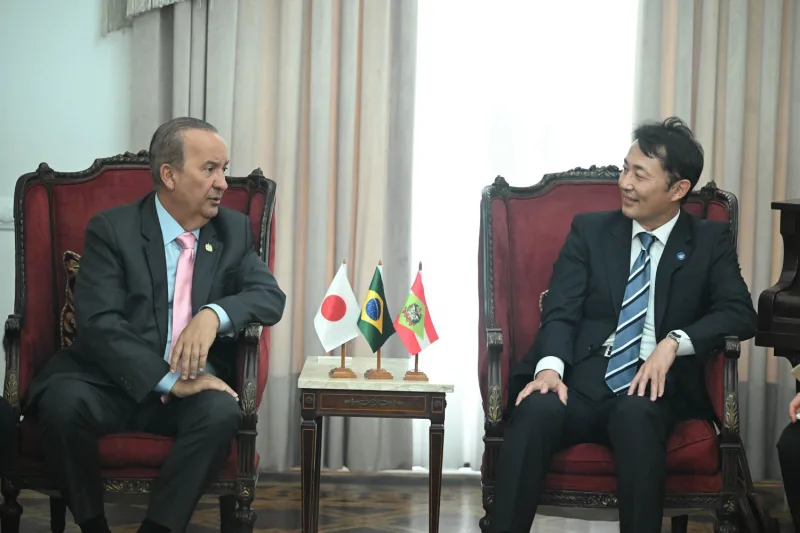 Em missão internacional, governador defende Santa Catarina de embargos no Japão e na China