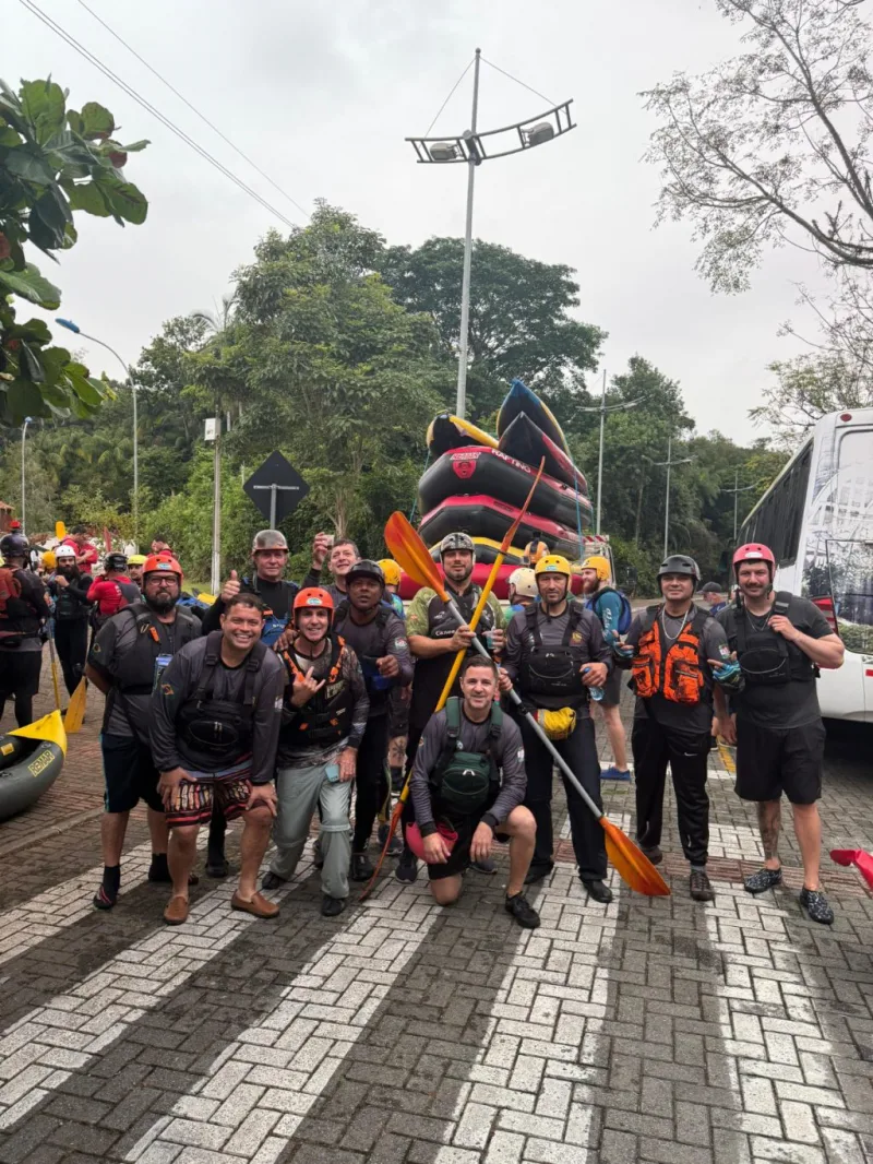 Do Sul de SC, Grupo Recanto dos Caiaqueiros combina aventura e solidariedade
