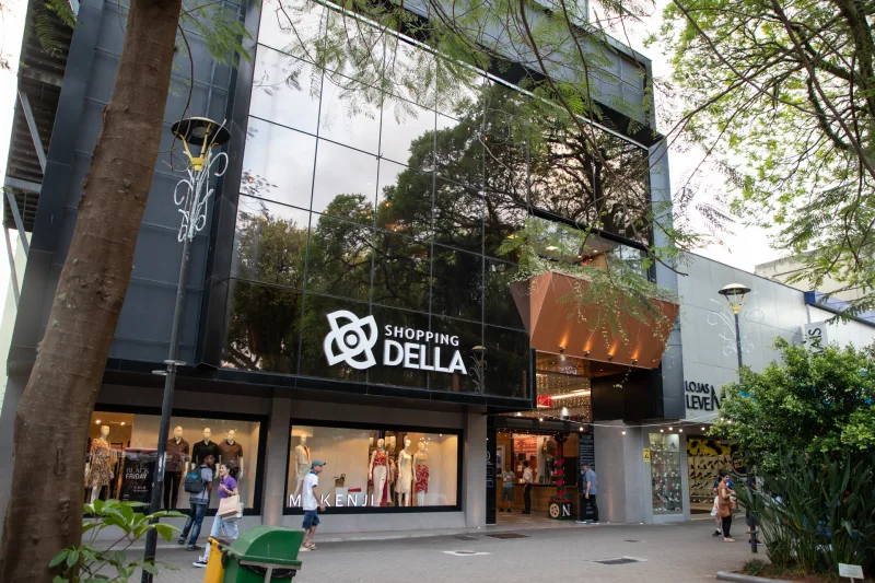 Shopping Della estará fechado no feriado, mas cinema abre com estreia de Elio