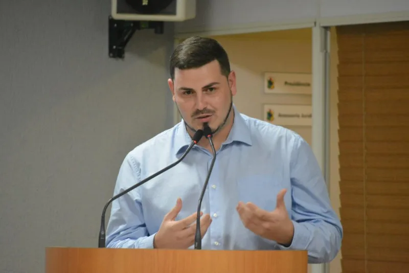 Câmara de Urussanga aprova abertura de comissão processante contra Luan Varnier