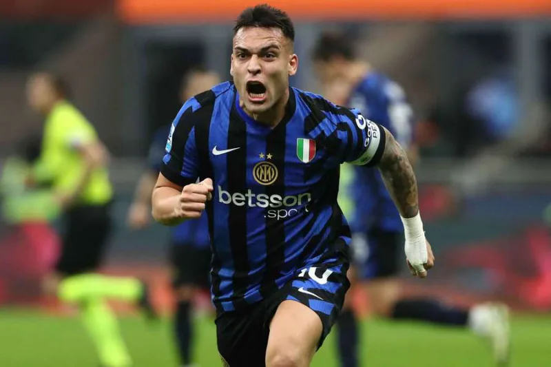 Inter de Milão reage nos minutos finais e vence o Urawa Reds de virada