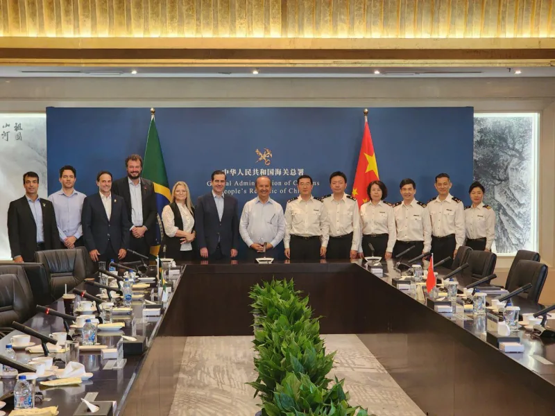 Governador Jorginho Mello solicita retomada das exportações de frango de Santa Catarina para a China