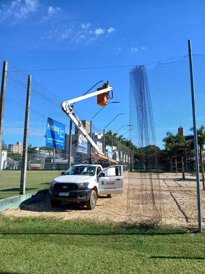 Poliesportivo do Centro de Urussanga recebe nova iluminação em LED