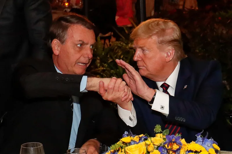 Trump ignora Lula e reforça apoio a Bolsonaro: “Homem muito honesto”