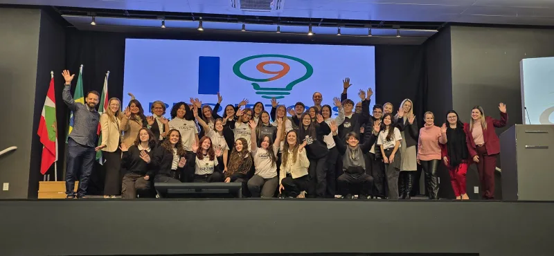 Alunos do Cedup apresentam propostas para empresas da região