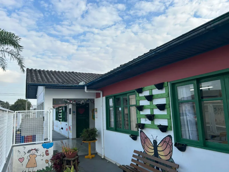 Cocal do Sul anuncia nova sede para a escola Pequeno Príncipe e estuda instalação de câmeras nas escolas