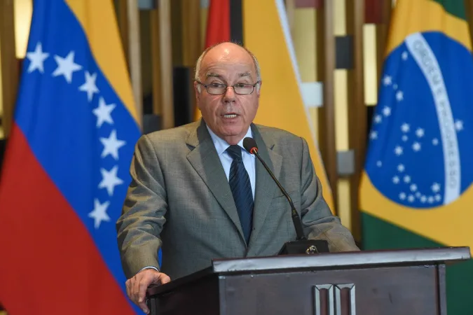 Ministro das Relações Exteriores desembarca nos EUA e pode discutir tarifas em Washington