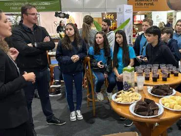 AMREC e CIM-AMREC marcam presença na Feira AgroPonte com participação dos municípios associados