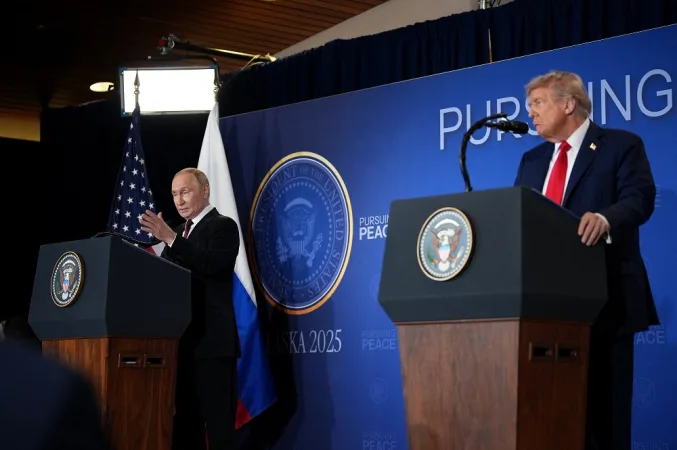 Após encontro no Alasca, Trump e Putin enfatizam tom “construtivo” e “respeitoso”