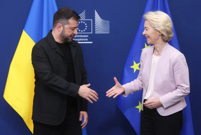 Zelensky e líderes europeus negociam em Washington um possível acordo de paz na Ucrânia