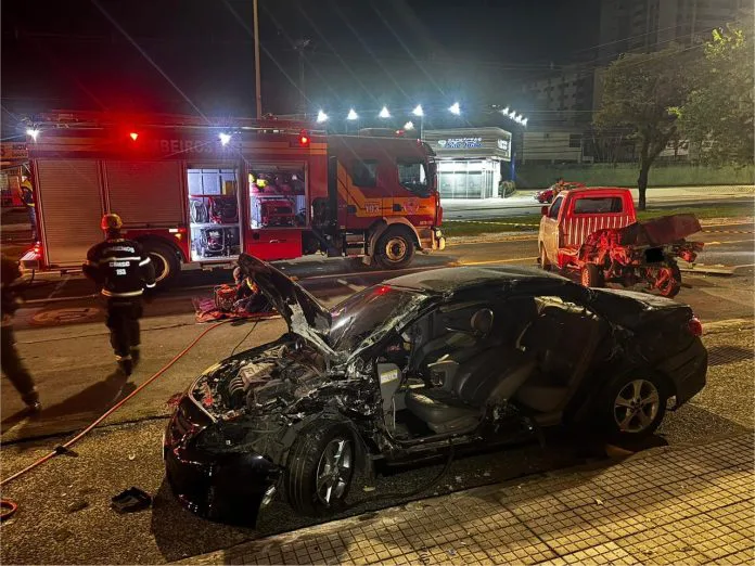 Acidente envolvendo quatro veículos é registrado nessa madrugada em Criciúma