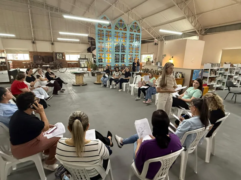 Cocal do Sul reúne mais de 40 escolas e entidades no desfile de Sete de Setembro