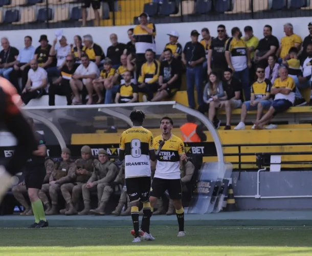 Tigre vence o Camboriú no Majestoso