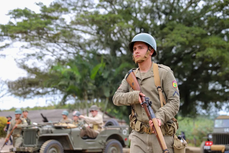 Tiro Duplamente histórico: Criciúma presta tributo à coragem dos pracinhas da 2ª Guerra Mundia