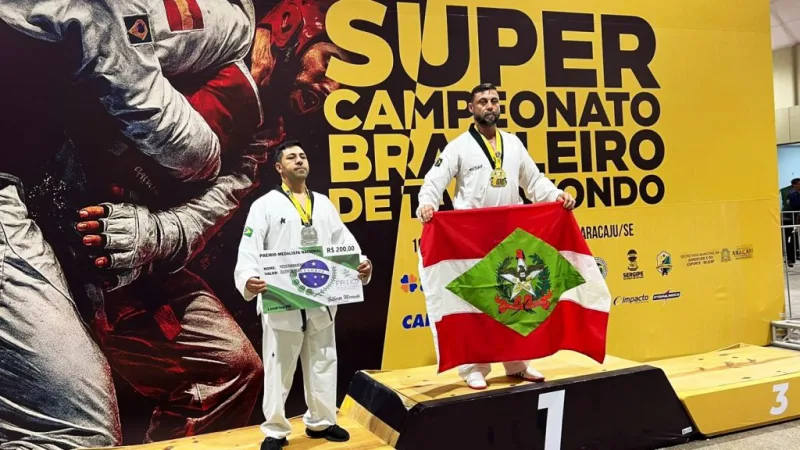 Orleans conquista bicampeonato brasileiro de Taekwondo com Mestre Luiz Paulo Campos