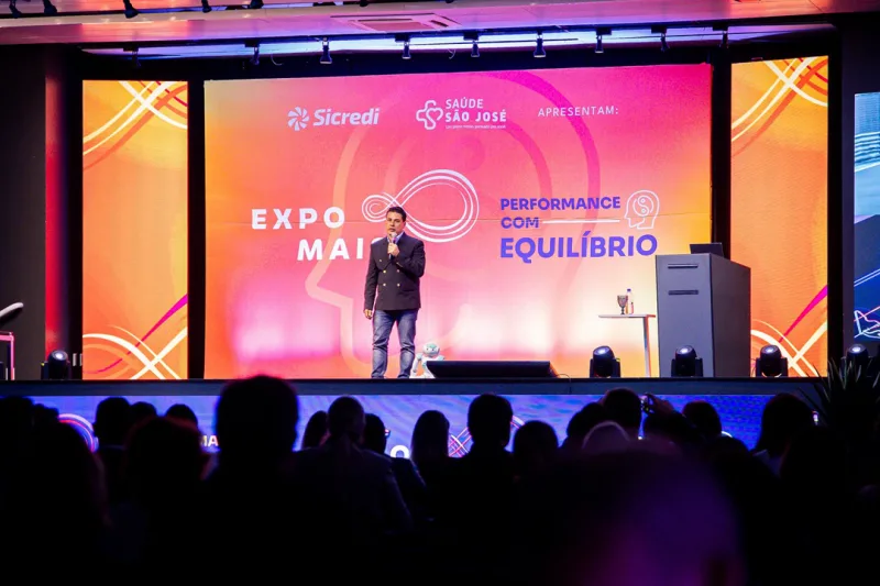 Liderança, criatividade e inteligência artificial no foco do primeiro dia da ExpoMais