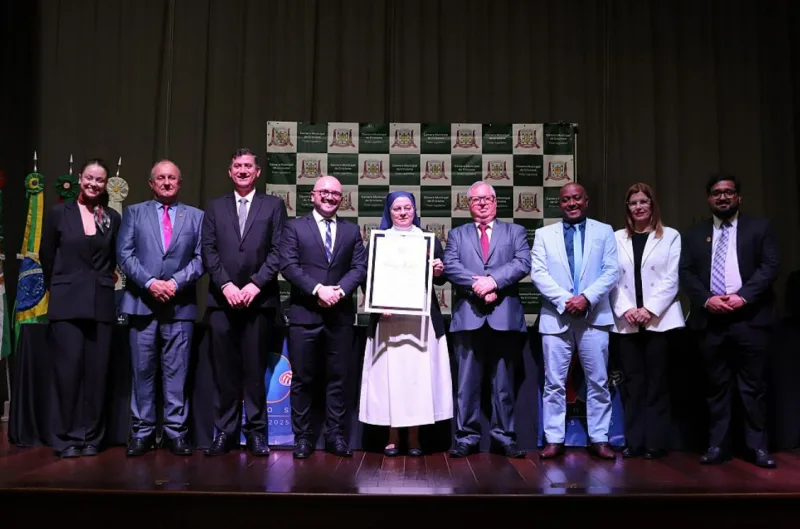 Câmara de Criciúma homenageia 70 anos do Colégio Michel em Sessão Especial