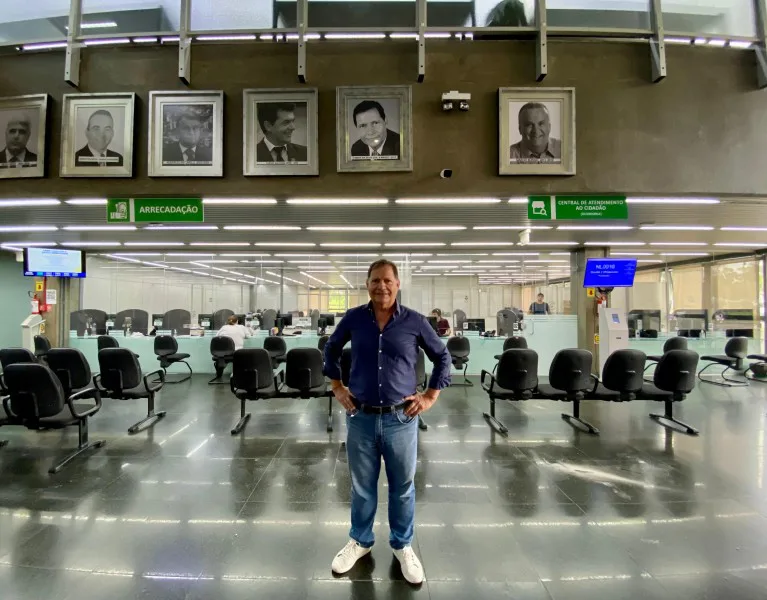 No centenário de Criciúma, Itamar cobra reparo histórico em galeria de ex-prefeitos
