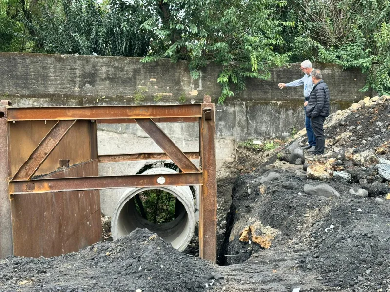 Obra de macrodrenagem deve acabar com alagamentos que atingiam indústria em Cocal do Sul