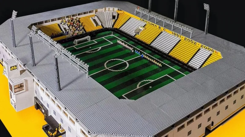 Estádio Heriberto Hülse completa 70 anos e ganha réplica em LEGO feita por torcedor
