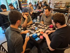 Shopping Della promove tarde de jogos de tabuleiro neste sábado