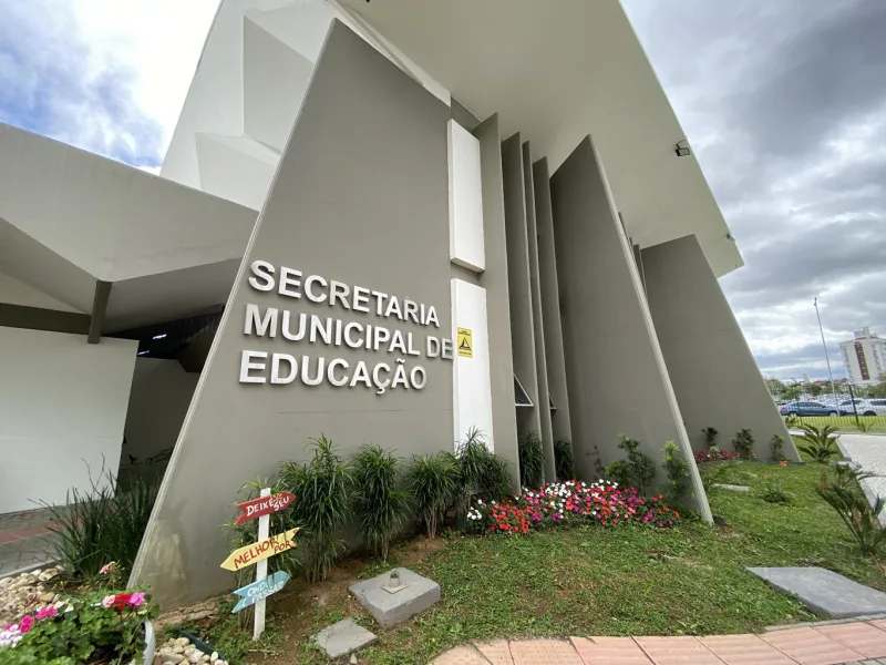 Prefeitura de Criciúma abre inscrições para processo seletivo para cargo de professor da rede municipal