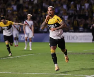 Tigre vence o Atlético Goianiense no Majestoso