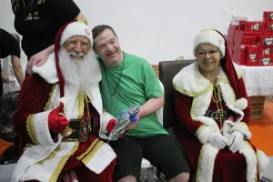 APAE de Cocal do Sul abre lista para apadrinhamento de Natal dos alunos