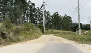 Jorginho Mello visita Cocal do Sul para assinar o primeiro projeto do Sul no Estrada Boa Rural