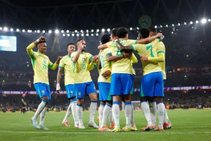 Brasil joga bem e vence Senegal por 2 a 0