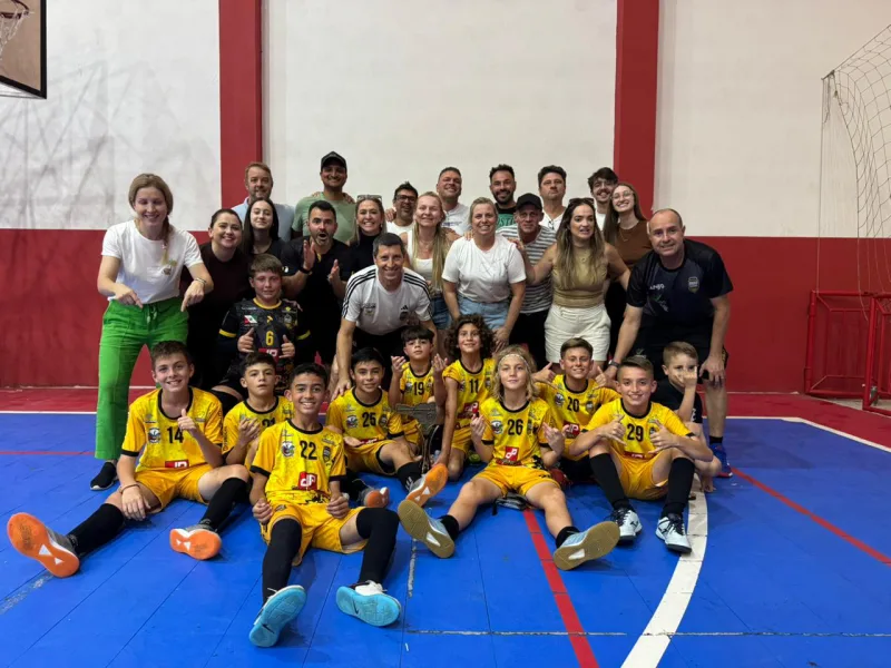 Cocal do Sul conquista terceiro lugar no Campeonato Estadual de Futsal