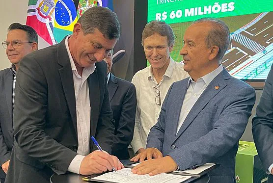 Câmara de Criciúma participa de ato que anunciou novos investimentos para o município