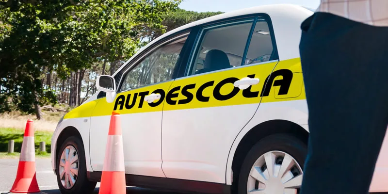 Contran aprova resolução que acaba com obrigação de aula em autoescola para tirar CNH