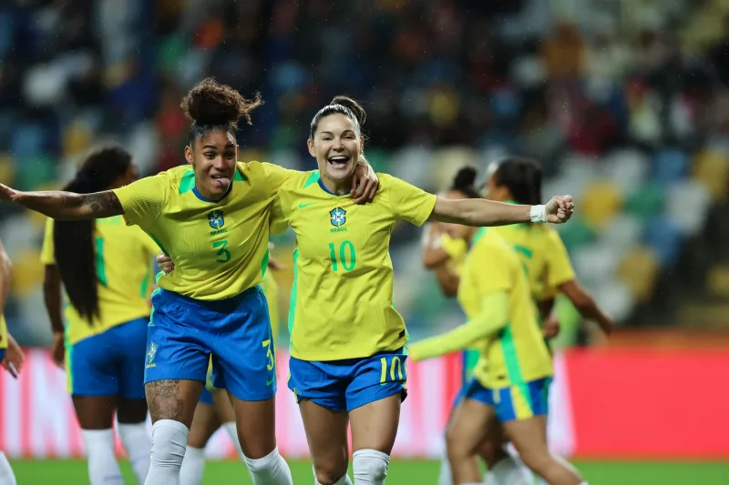 Brasil goleia Portugal por 5 a 0 em seu último jogo de 2025