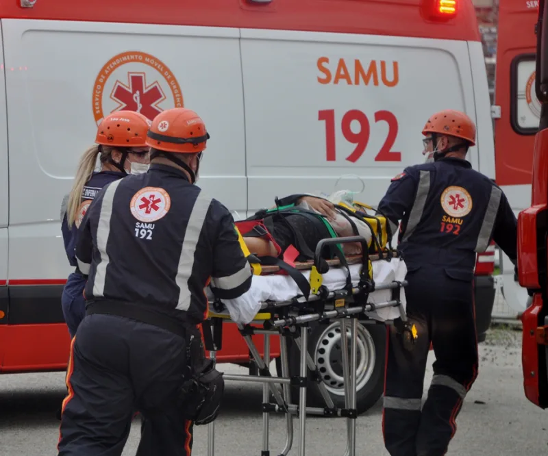Ciclista morre após bater em motocicleta na SC-445, em Morro da Fumaça