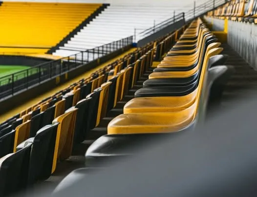 CRICIÚMA AMPLIA SETOR DE CADEIRAS PARA SÓCIOS NA TEMPORADA 2026