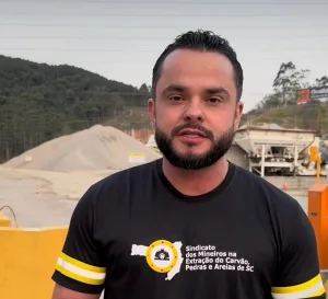 Sindicato dos Mineiros de Criciúma aciona Ministério Público contra lei que extingue cotas raciais em SC