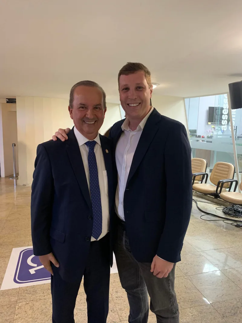 Juventude, cultura e Sul: Aroldo Frigo Jr. surge como aposta de Jorginho Mello