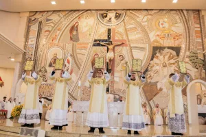 Cinco seminaristas são ordenados diáconos na Diocese de Criciúma