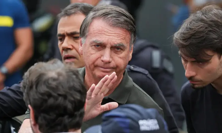 Equipe médica espera que Bolsonaro tenha alta em 1º de janeiro