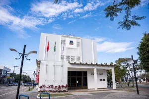 Sem prova escrita: Morro da Fumaça abre vagas temporárias com salários de até R$ 5,4 mil