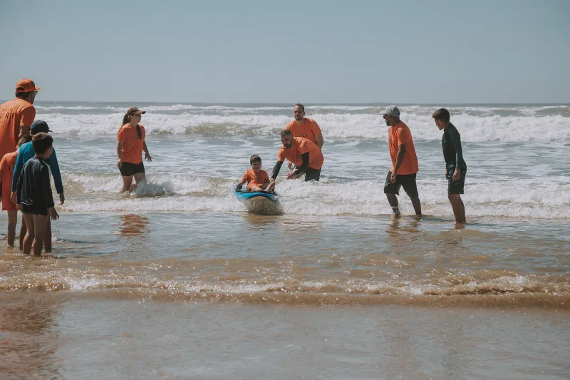 Abba Surf promove edição de verão com inclusão e esporte no Balneário Rincão