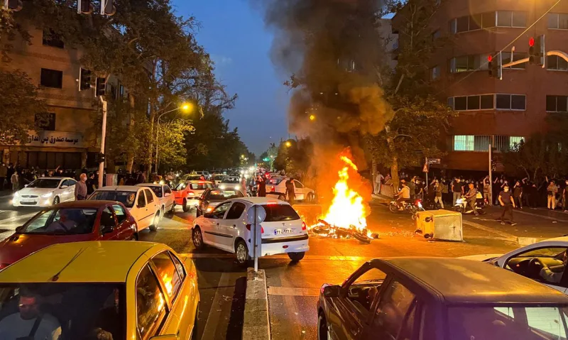 Número de mortos em protestos no Irã passa dos 500