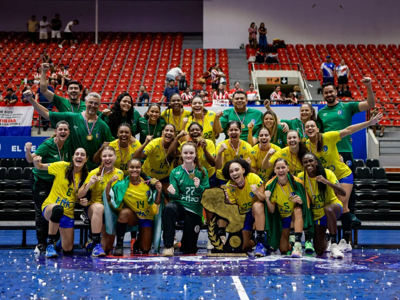 Atletas e auxiliar-técnica de Criciúma conquistam título com a Seleção Brasileira Sub-20 de Handebol Feminino