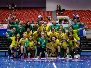 Atletas e auxiliar-técnica de Criciúma conquistam título com a Seleção Brasileira Sub-20 de Handebol Feminino