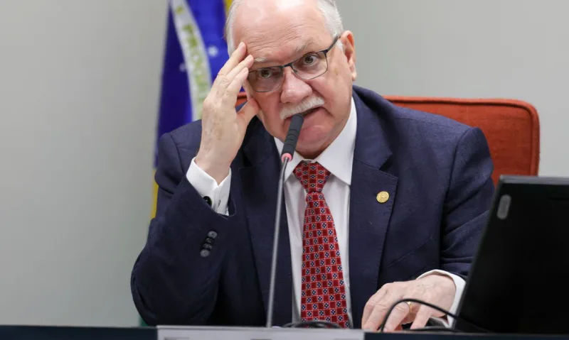 Fachin diz que democracia atravessa tempos desafiadores