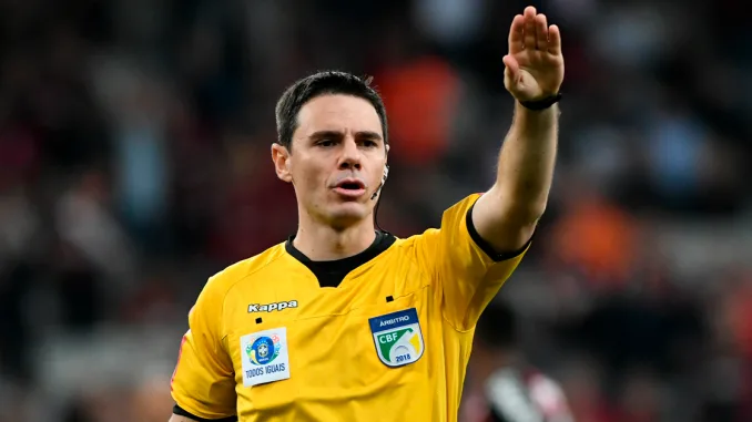 Rodrigo D'alonso apita Criciúma x Chapecoense