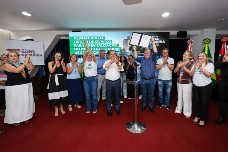 Ano letivo em SC destaca investimentos estratégicos na educação
