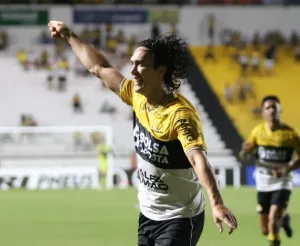 Nicolas é o artilheiro do Catarinense 2026