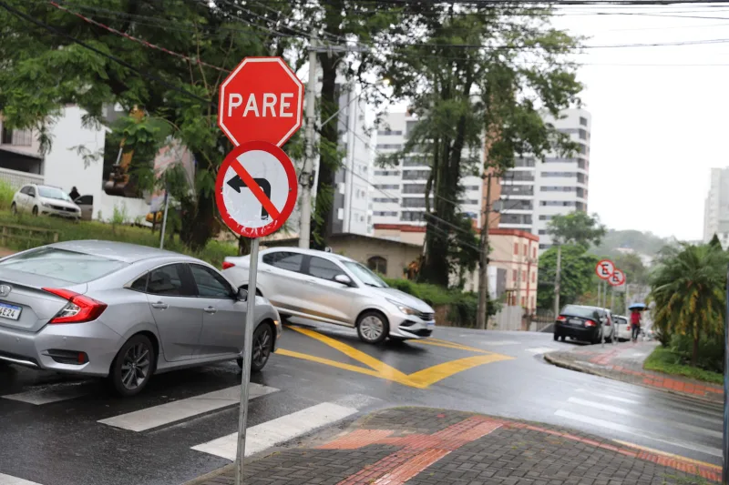 Trecho da rua Lauro Müller, no Centro, terá mão única a partir desta quarta-feira